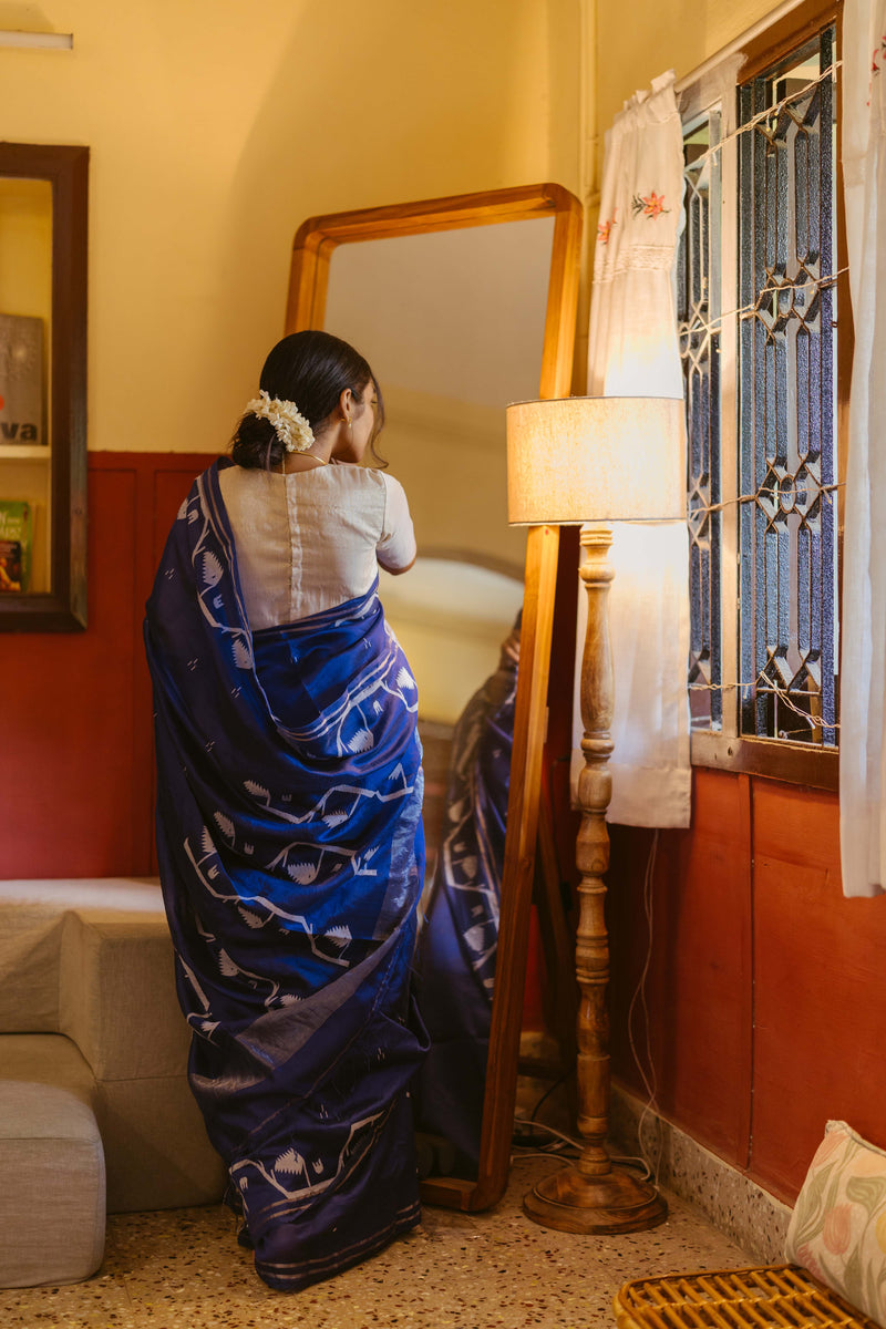 Indigo Handwoven Jamdani Pure Silk Saree