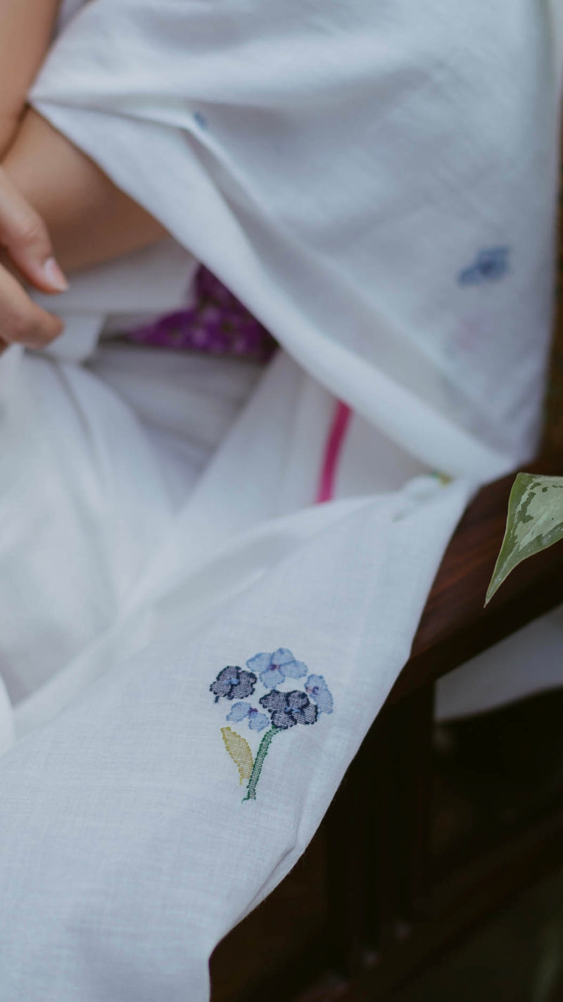 Multicolour Floral White Khadi Jamdani Saree