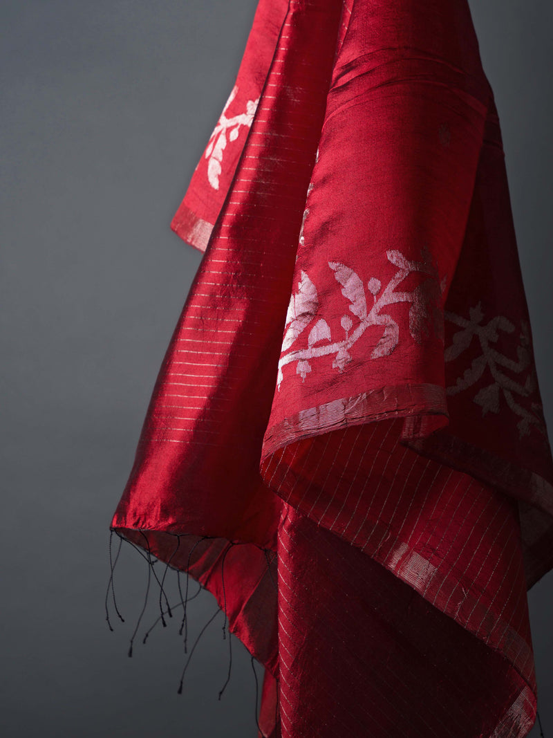 Chilli Red Handwoven Jamdani Silk Saree