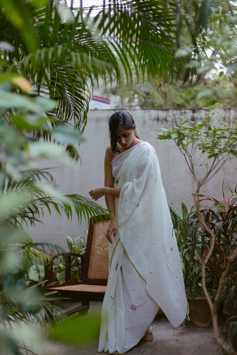 Multicolour Floral White Khadi Jamdani Saree