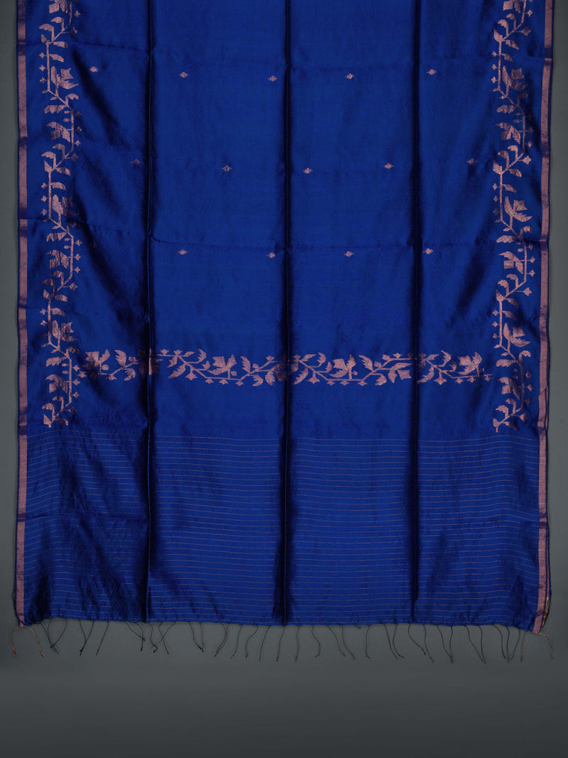 long shot of floral vine jamdani border on royal indigo pure silk saree.