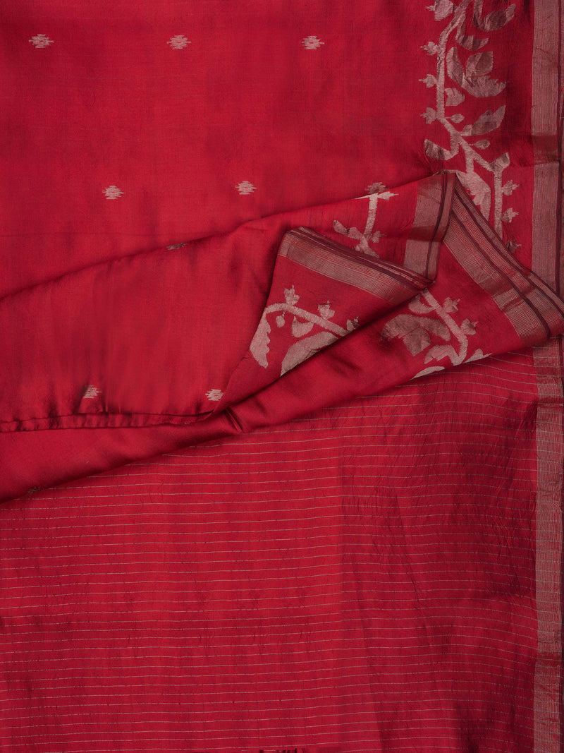 Close-up of zari floral vine motifs on handwoven red silk saree