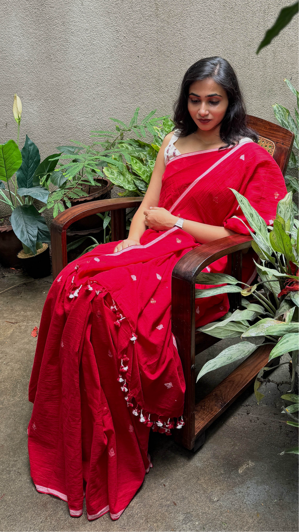 red jamdani handwoven saree