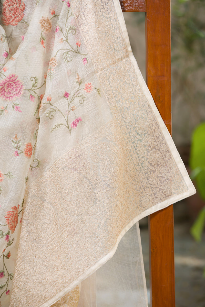 Lightweight Dear Maiden Kota Silk Saree with Elegant Flower Detailing
